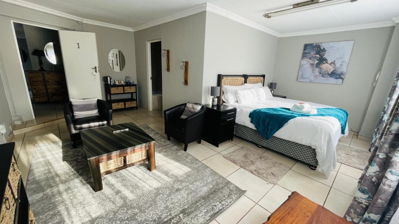 Aspen Guest House No Loadshedding Centurion Bagian luar foto